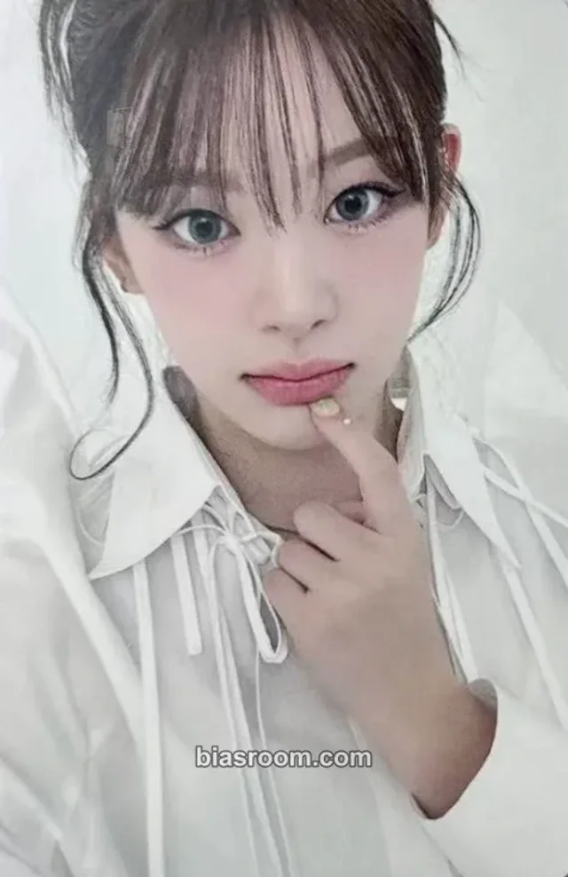 STAYC - Seeun - Lover, Killer / BEBE (Japanese Ver.) Album standard version album photocard