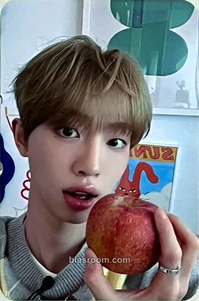 DRIPPIN - Hyeop - Doogeundae Album seein fansign video call (fancall)