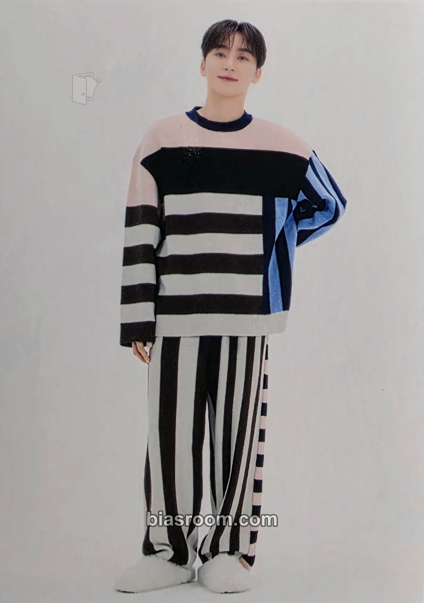 Seungkwan 2023 Seventeen's Home Merchandise Photocard - SEVENTEEN - SEVENTEEN K-pop photocard