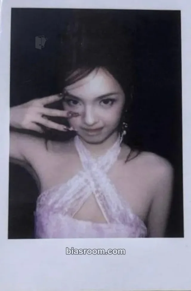 BABYMONSTER - Chiquita - CHOOM Album ktown4u purchase benefit polaroid