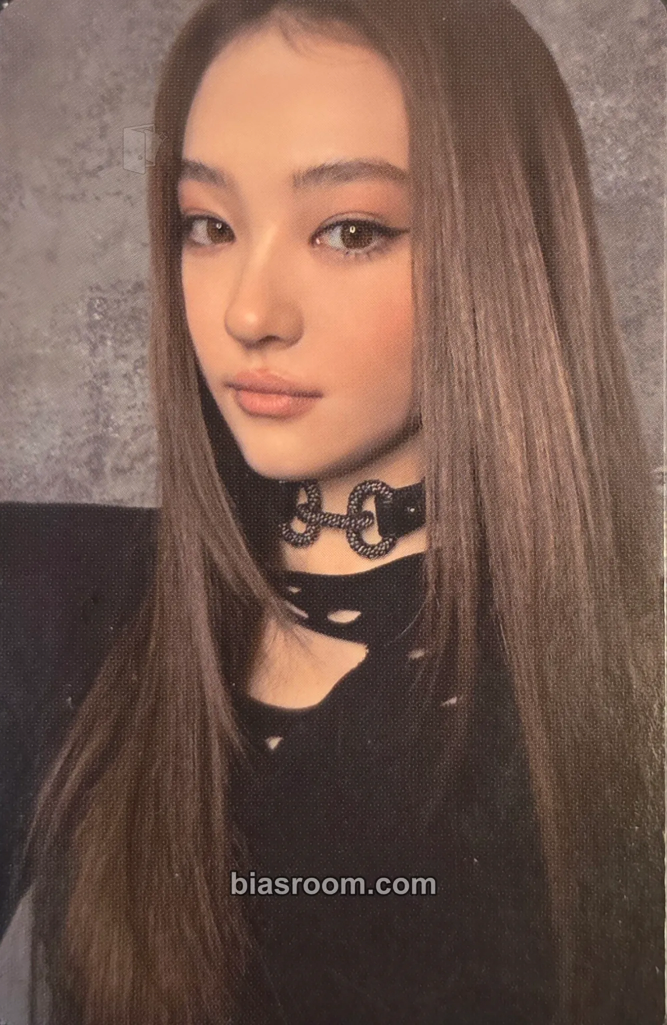 Ella BITE NOW Photocard - MEOVV - MEOVV K-pop photocard