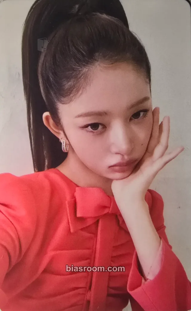 IVE - Rei - Rei x Deling Magazine Other magazine photocard deling magazine