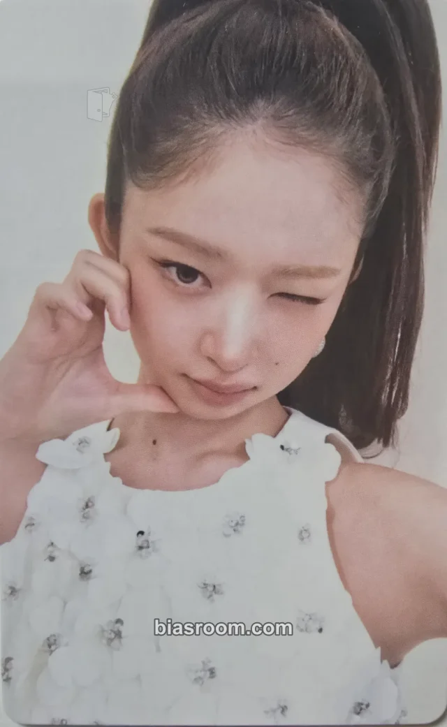 IVE - Rei - Rei x Deling Magazine Other deling magazine magazine photocard