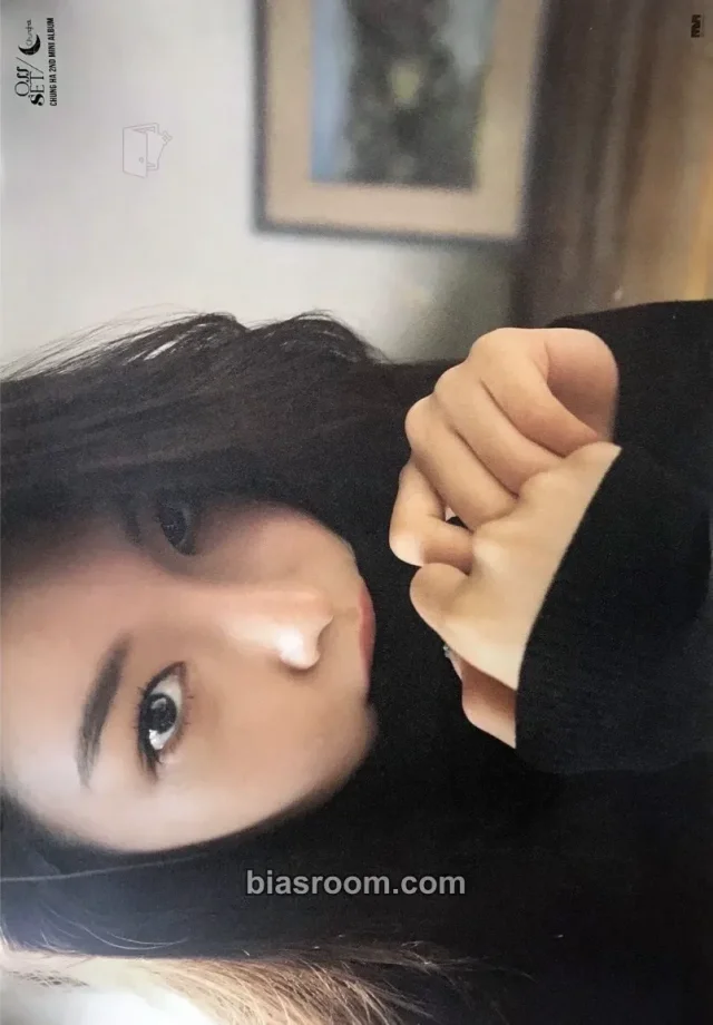Chung Ha - Chung Ha - Offset Album poster