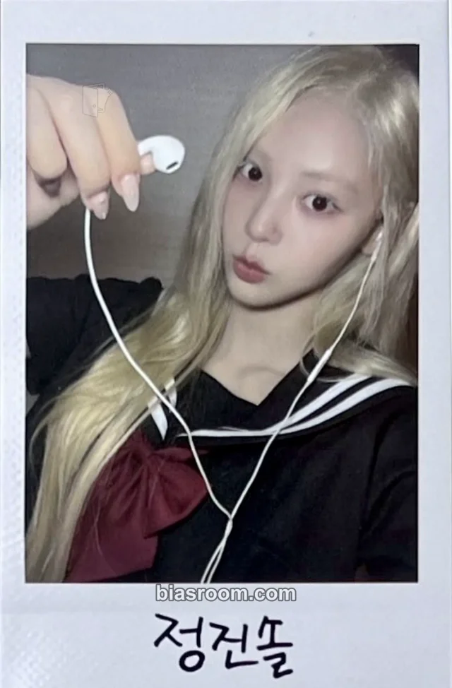 ARTMS - JinSoul - Hyper-Ego Album broadcast polaroid