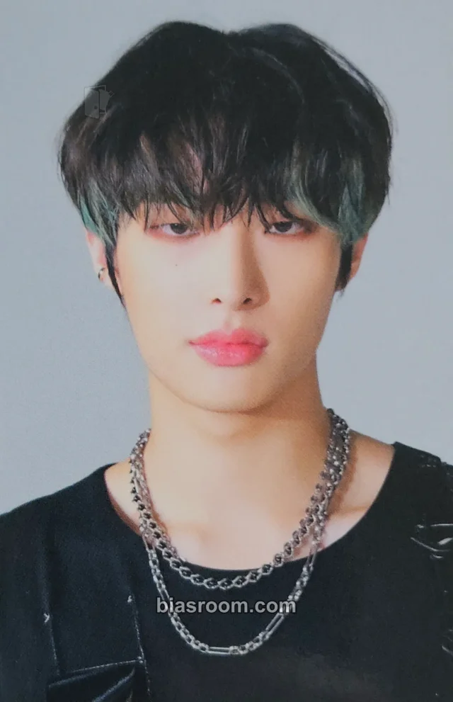 ATEEZ - Mingi - The Fellowship : Break The Wall World Tour 2022 - 2023 Event japan deco set tour merch