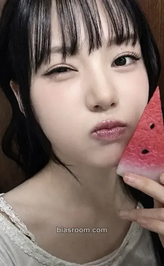 Yerin - Yerin - REACH YOU Album musicart (music art)