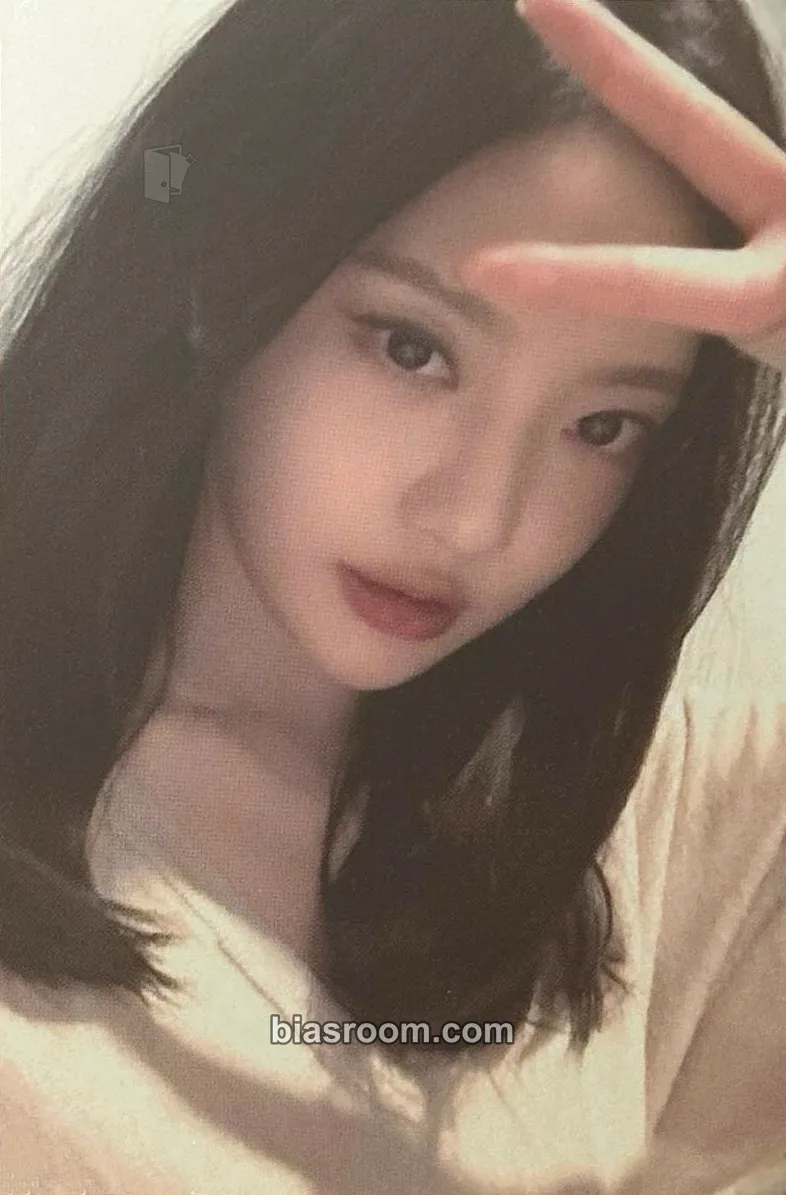 Ningning Rich Man Photocard - aespa - aespa K-pop photocard