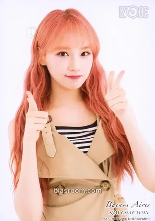 IZ*ONE - Kim Chaewon - Buenos Aires Album A version photo print random pack