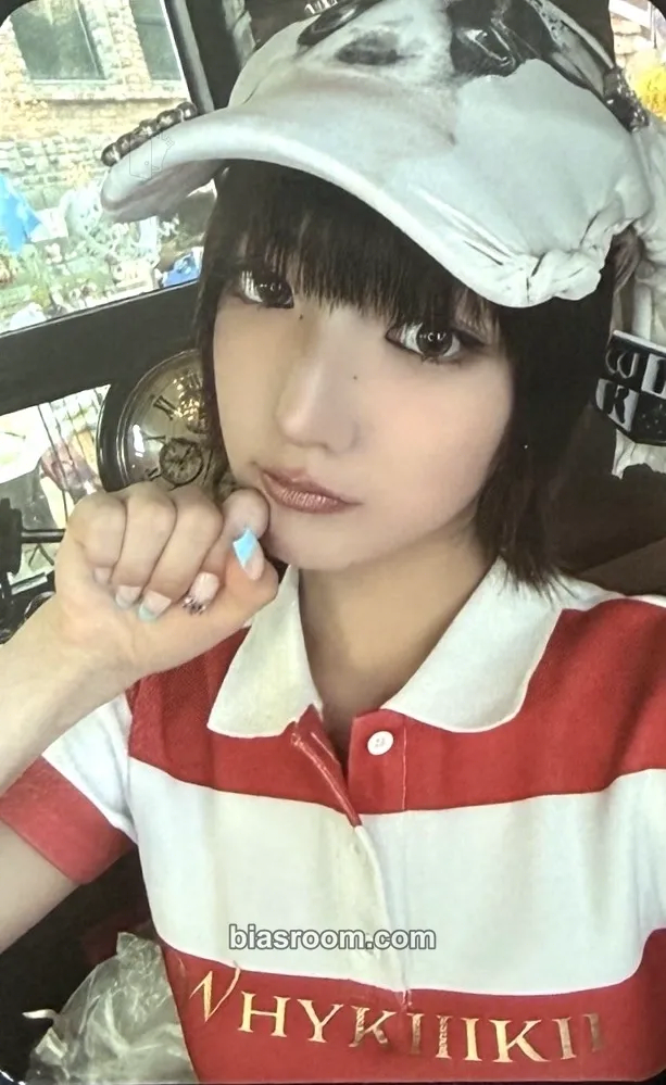 Jiyu WhyKiiiKiii Photocard - KiiiKiii - KiiiKiii K-pop photocard