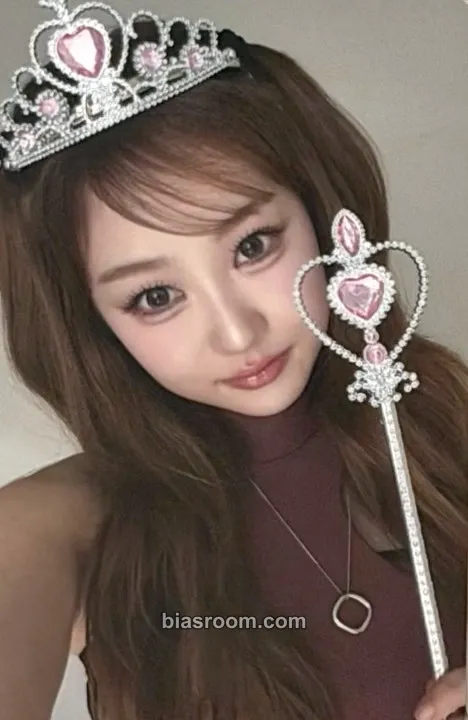 Liri Heart Byte : LEGACY Photocard - HEART OF WOMAN - HEART OF WOMAN K-pop photocard