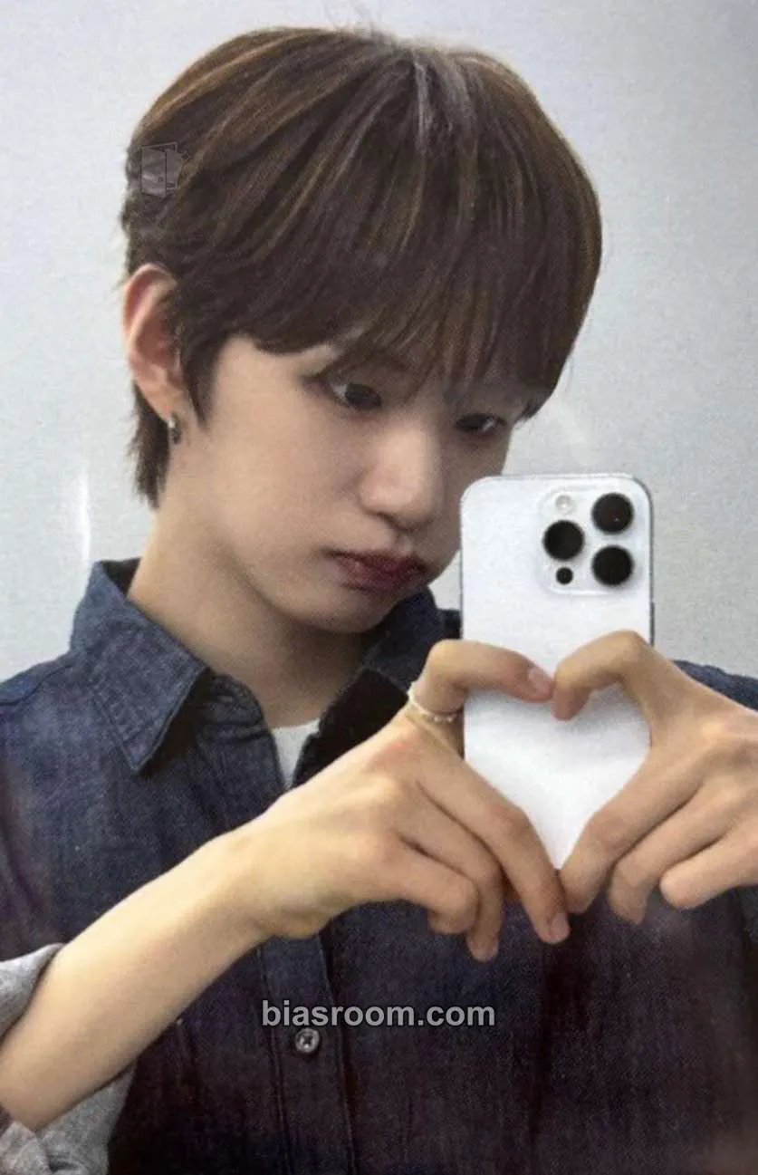 Sungjun SET BY US ONLY Photocard - TUNEXX - TUNEXX K-pop photocard