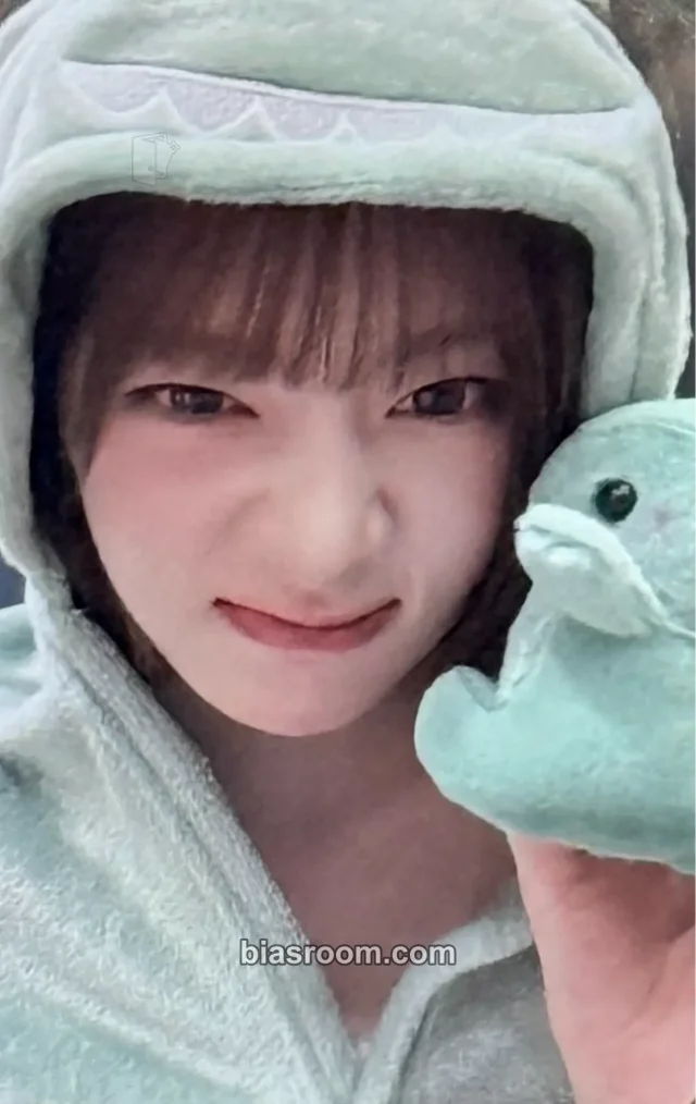 STAYC - Seeun - 2:LOVE Album video call (fancall) apple music round 3