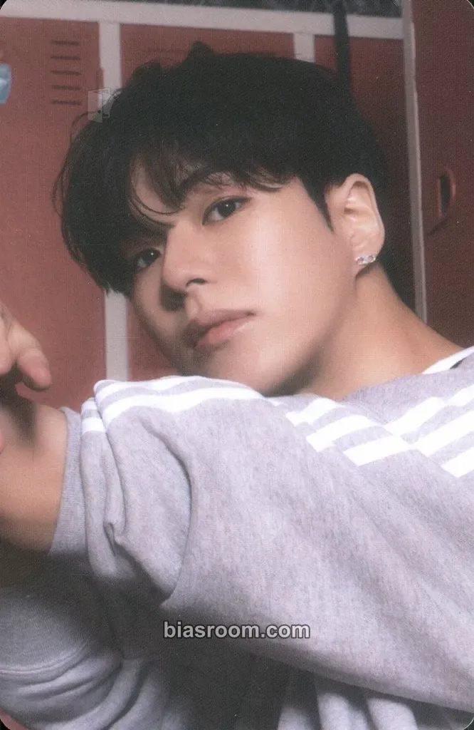 Yoon Jaehyuk 2025 Season's Greetings - Team Treasure Photocard - TREASURE - TREASURE K-pop photocard