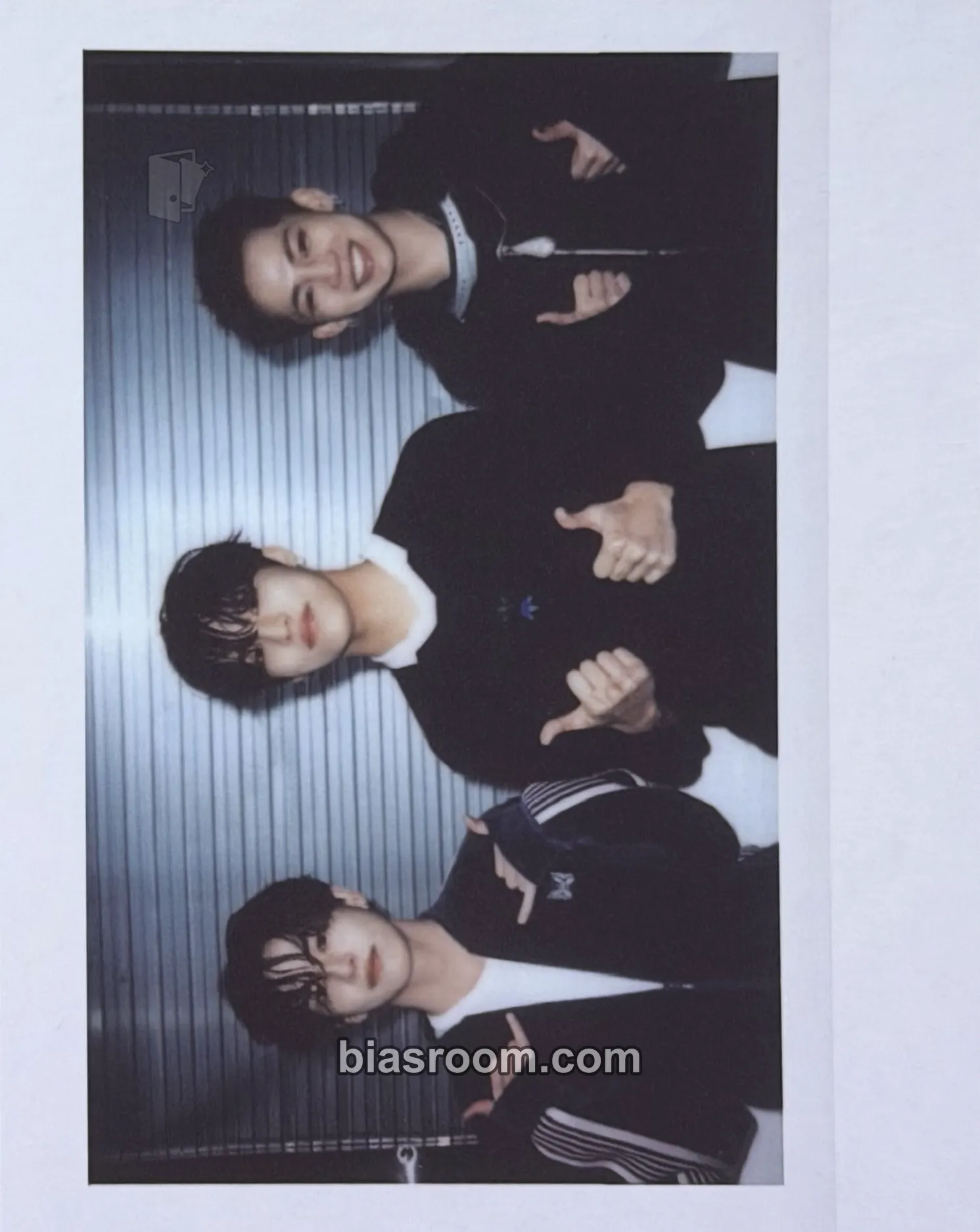 2025 Season's Greetings - Team Treasure Photocard - TREASURE - TREASURE K-pop photocard