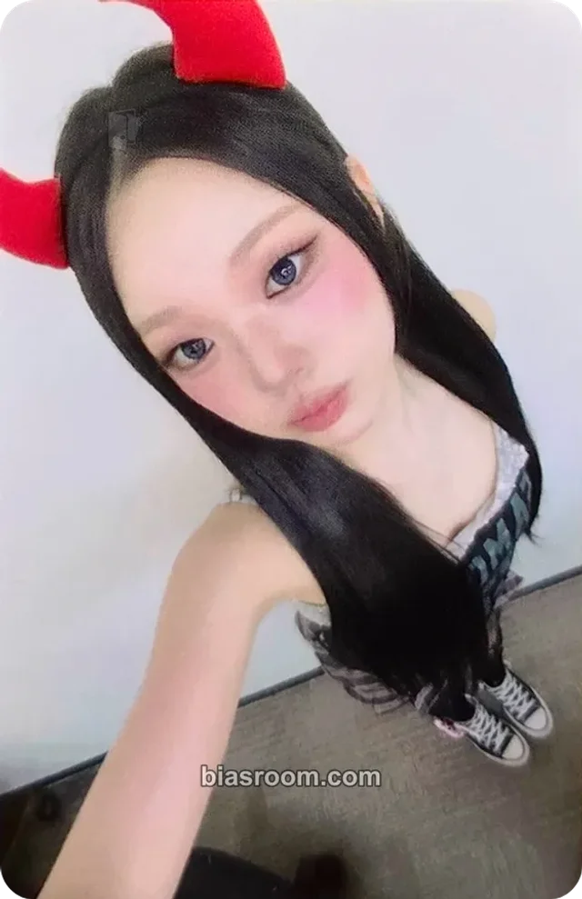 CLASSy - Boeun - RE:BOOT [AFTER TEARS] Album daily duck group video call (fancall) round 1