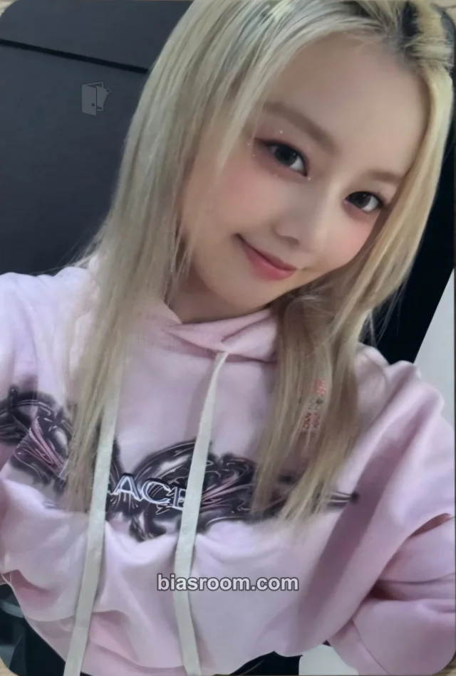 HINATA XG KCON JP2023 K-pop photocard