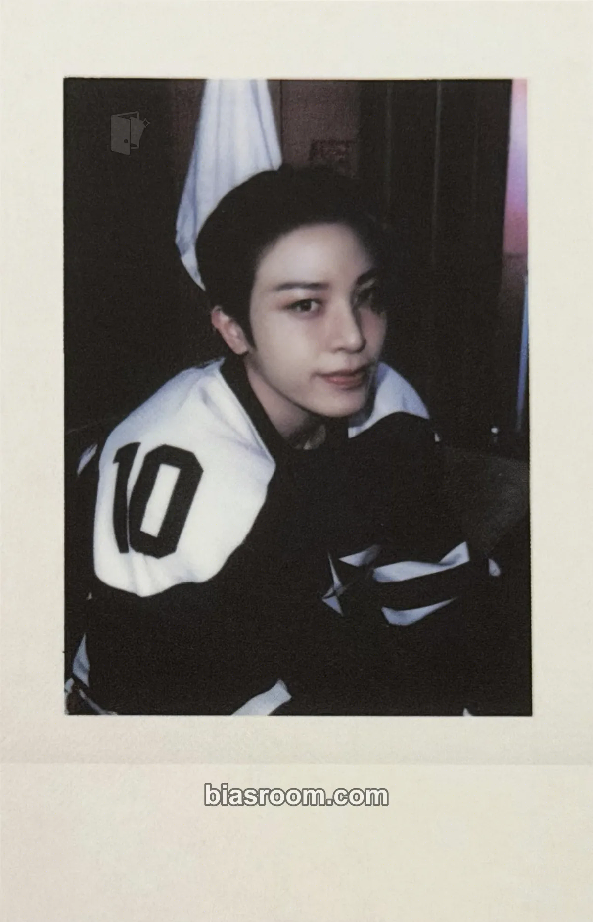 So Junghwan 2025 Season's Greetings - Team Treasure Photocard - TREASURE - TREASURE K-pop photocard