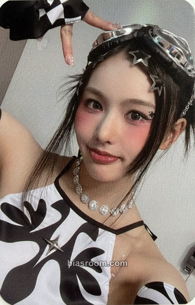 Craxy - Hyejin - RE_ Album album photocard