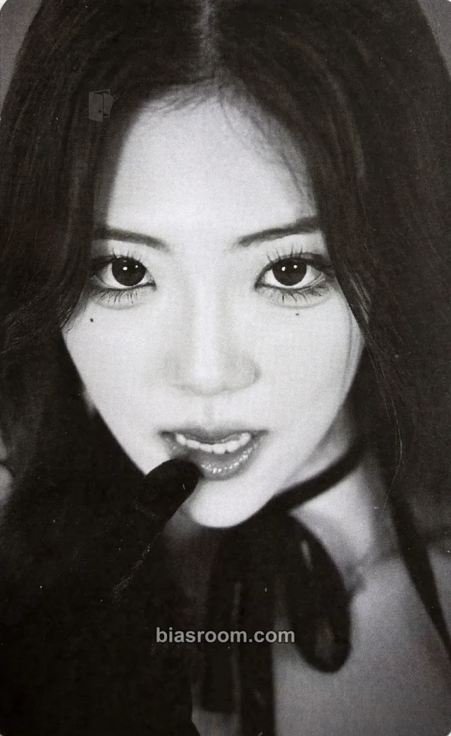 Craxy - ChaeY - XX Album nemo version album photocard