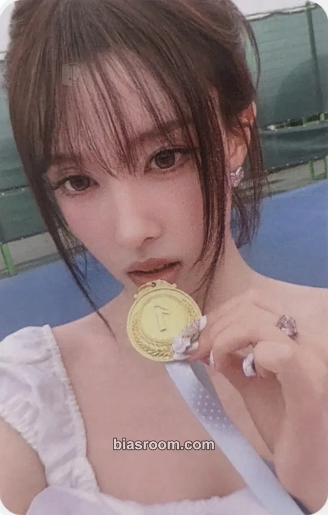 STAYC - Yoon - 2:LOVE Album apple music video call (fancall) round 3