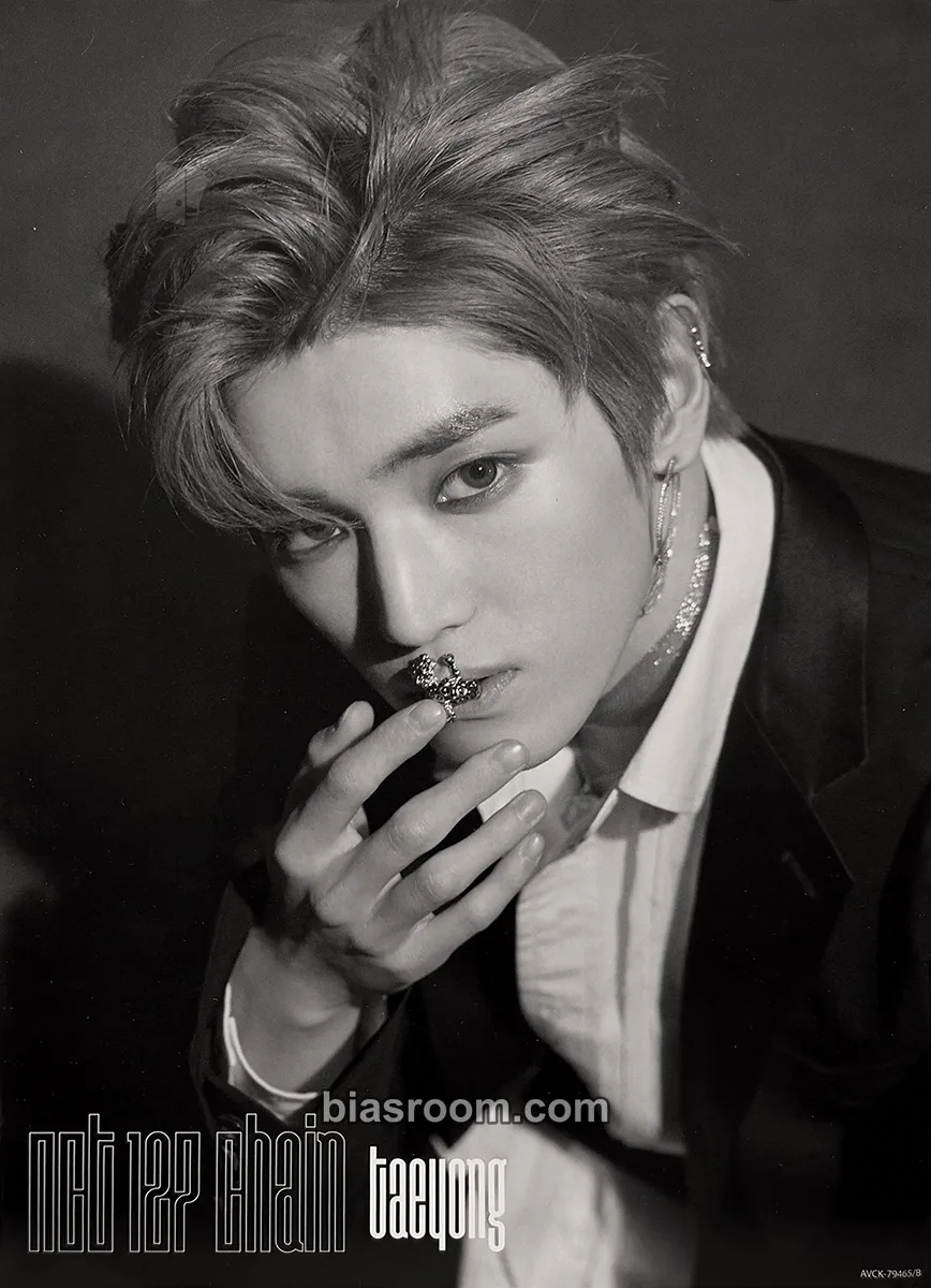 Taeyong Chain Photocard - NCT 127 - NCT 127 K-pop photocard
