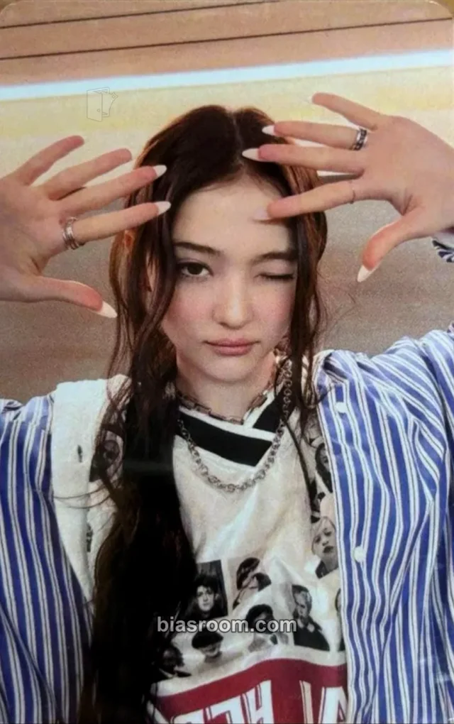 MEOVV - Ella - HANDS UP Album broadcast week 2