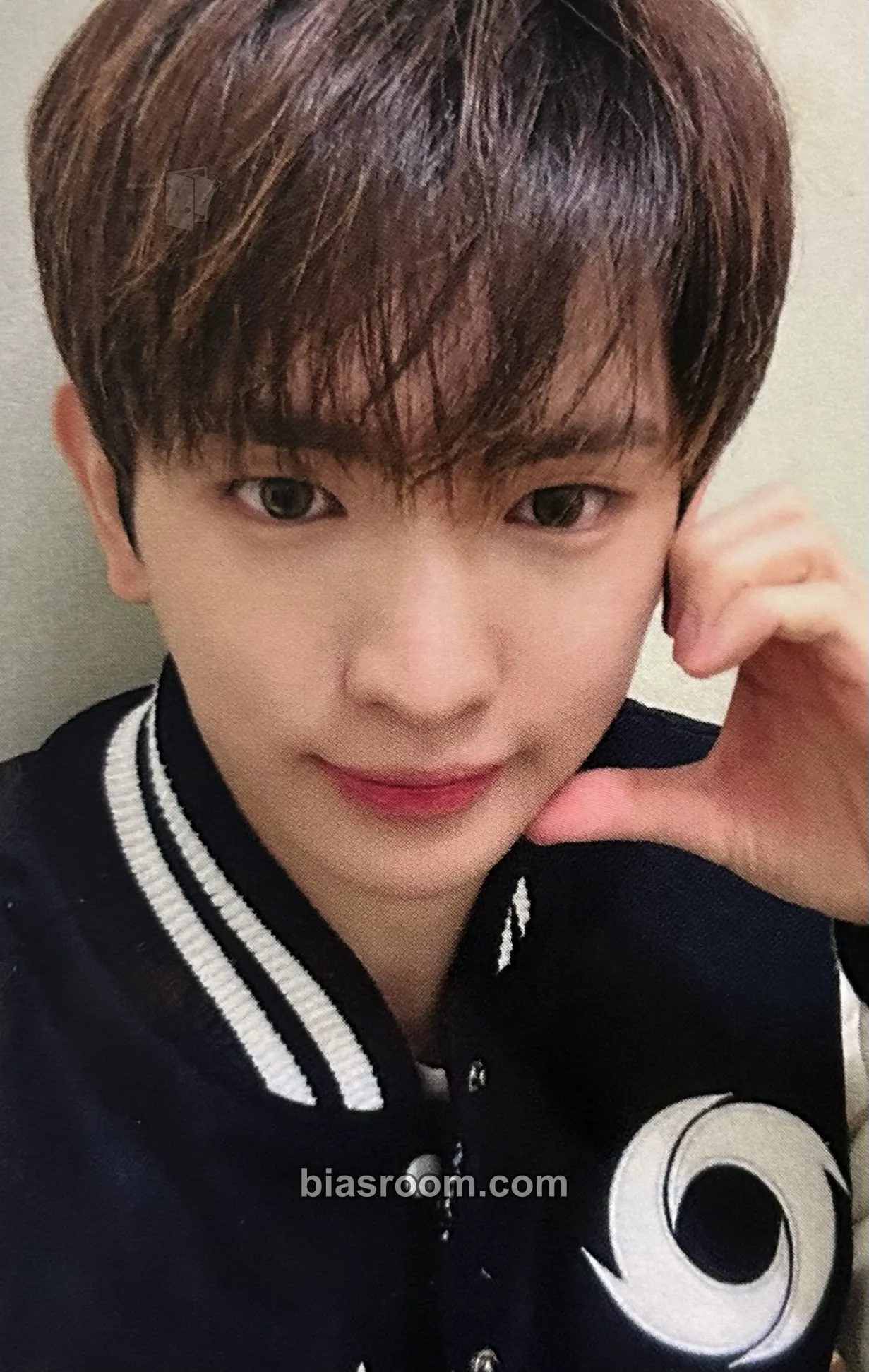 LEW ON and ON Photocard - Tempest - Tempest K-pop photocard