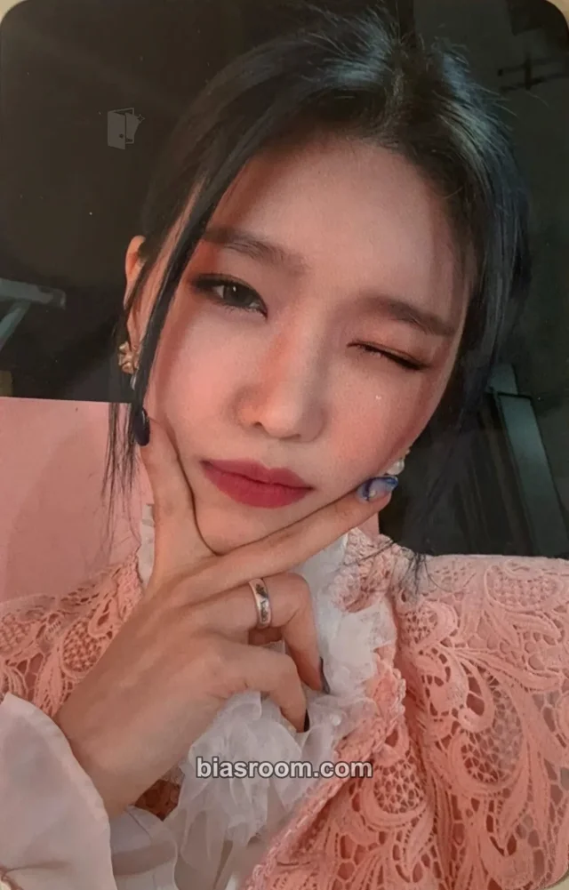 WJSN - Dawon - UNNATURAL Album ktown4u pob (pre-order benefit)