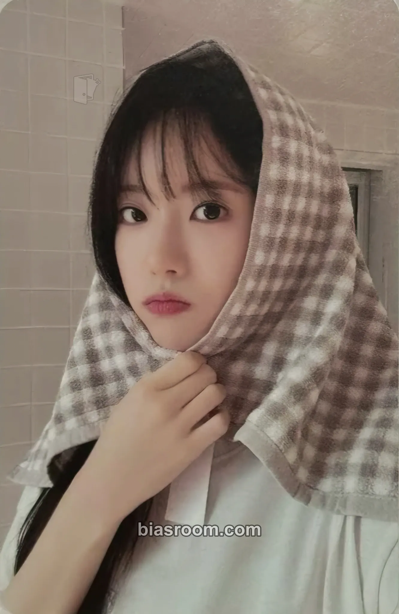 Luda "LeeLuda First Episode : Loading" Photobook Photocard - WJSN - WJSN K-pop photocard