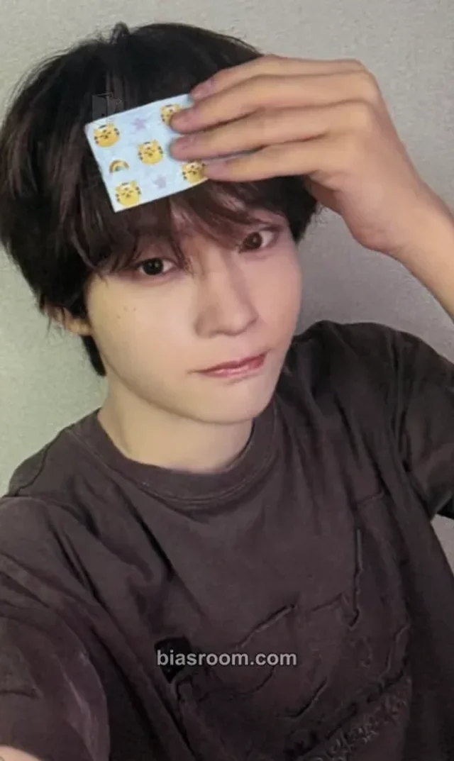 KickFlip - Keiju - My First Kick Album fansign video call (fancall) jyp/fans shop