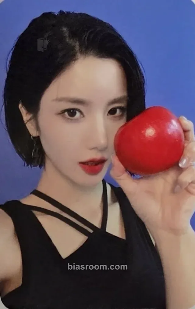Kwon Eunbi - Kwon Eunbi - THE RED 2025 KWON EUNBI CONCERT Event trading card
