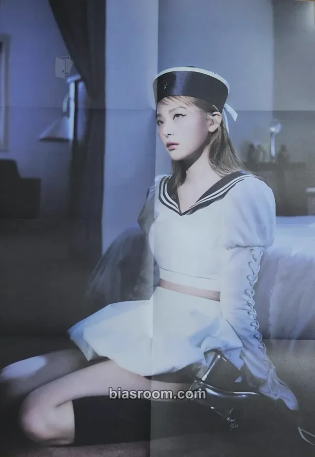 Red Velvet - Seulgi - Cosmic Album poster hotel version album inclusion photobook version