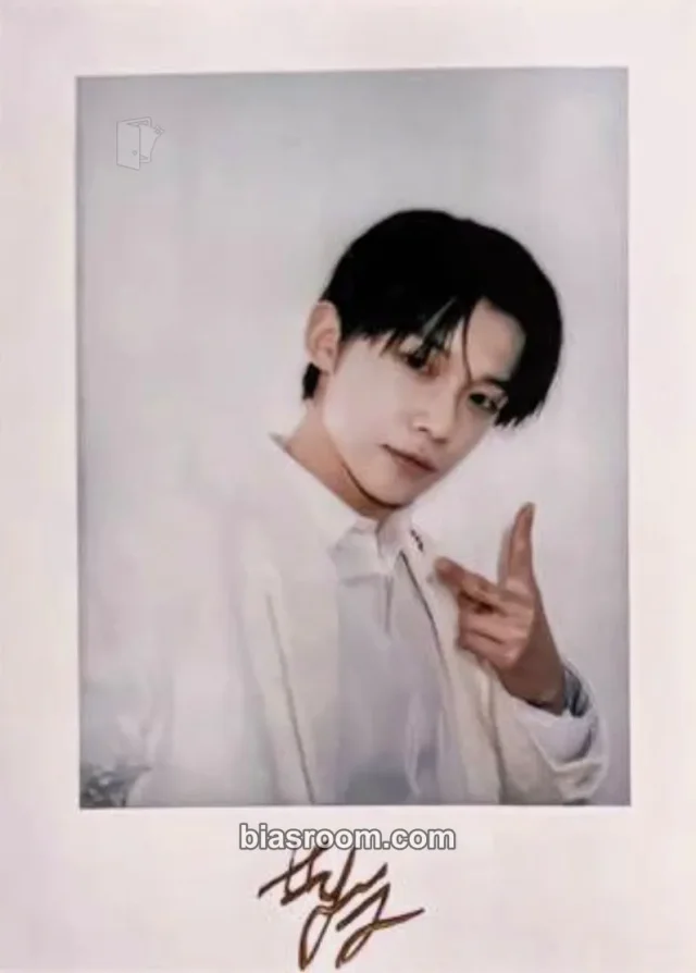 TOMORROW X TOGETHER - Yeonjun - OK! Magazine Other magazine photocard polaroid ok! magazine china brand collaboration