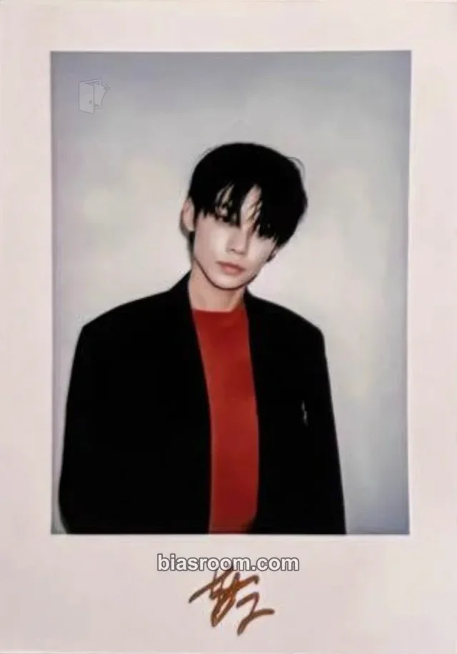 TOMORROW X TOGETHER - Yeonjun - OK! Magazine Other magazine photocard polaroid ok! magazine china brand collaboration