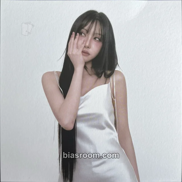 Yuju - Yuju - First love is a curse Album album inclusion postcard item set first version