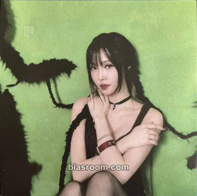 Yuju - Yuju - First love is a curse Album album inclusion postcard item set love version