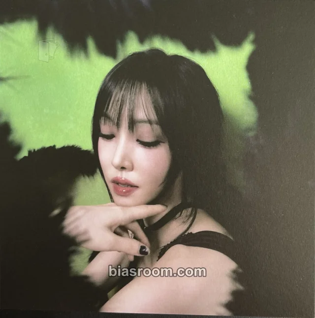 Yuju - Yuju - First love is a curse Album album inclusion postcard item set love version