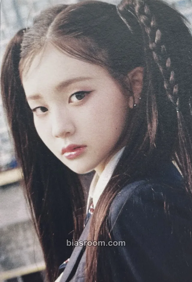 tripleS - Yeonji - Mujuk Album album inclusion postcard item set qr version