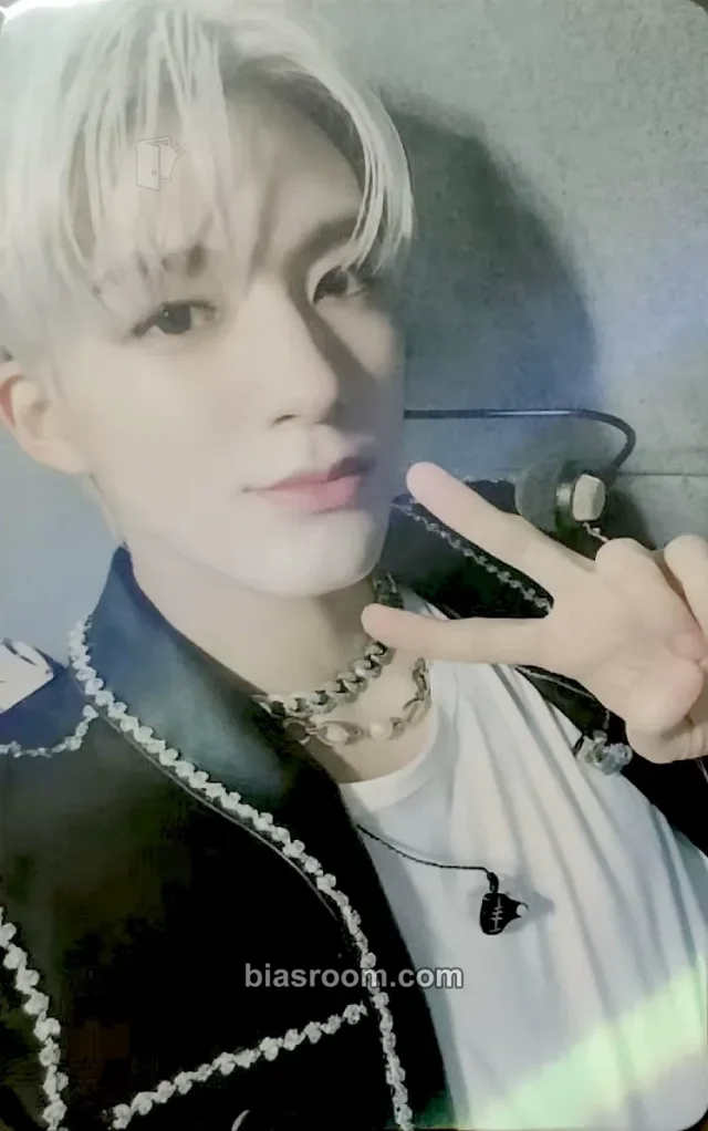 NCT DREAM - Jeno - ISTJ Album kmstation special event holographic (hologram)