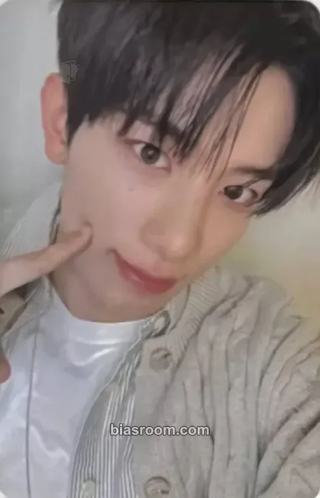 ALL(H)OURS - Kunho - VCF Album apple music round 2 fansign