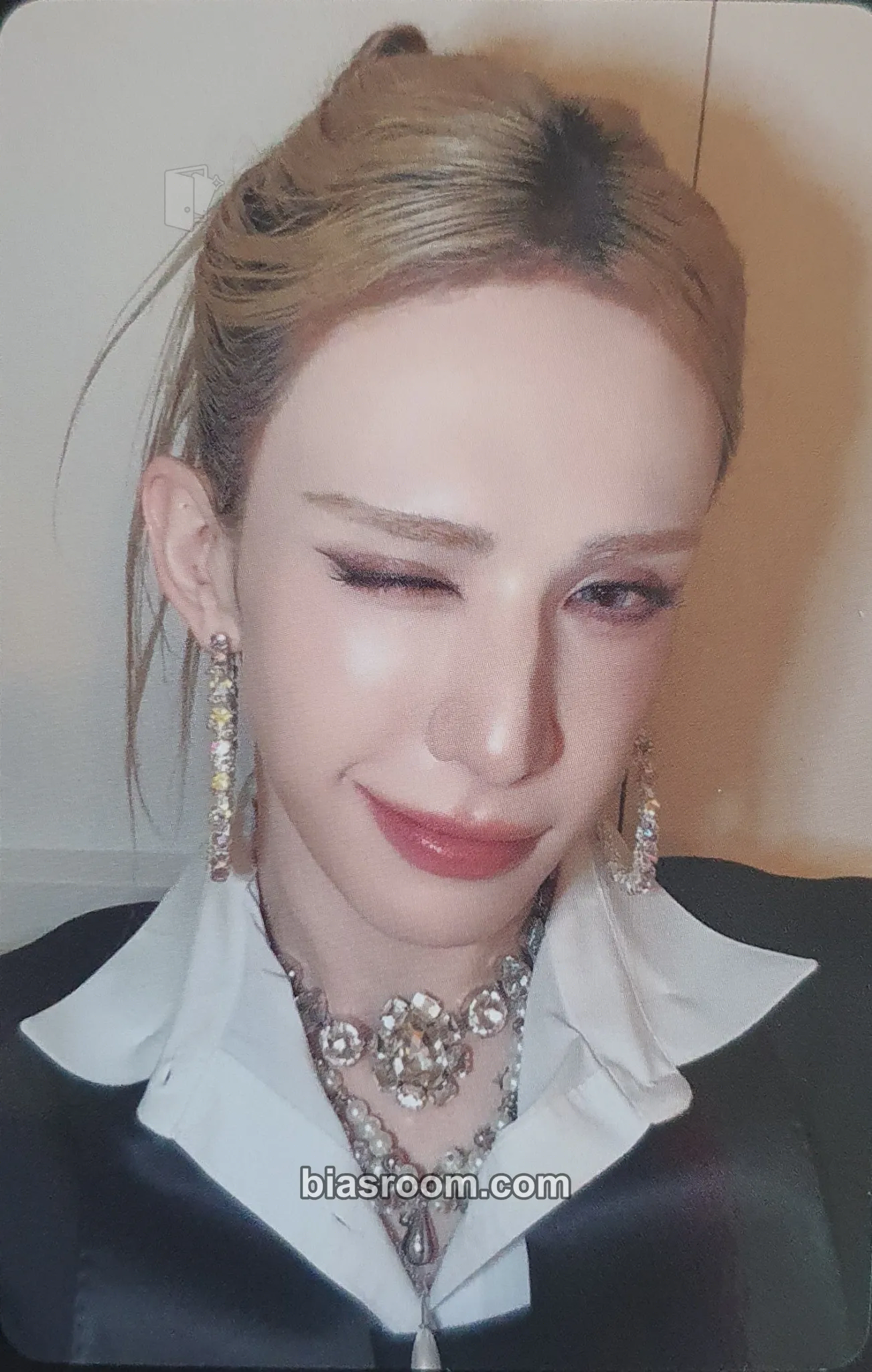 Wumuti I, God Photocard - XLOV - XLOV K-pop photocard