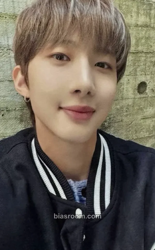 PENTAGON - Hui - Dear Tomorrow Album makestar video call (fancall) solo album
