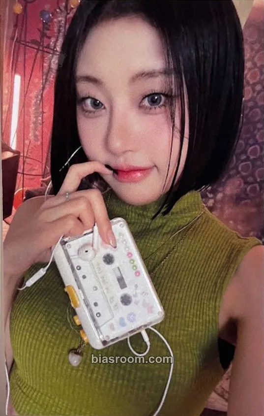 Sheon appendix: Of All We Have Lost Photocard - Billlie - Billlie K-pop photocard