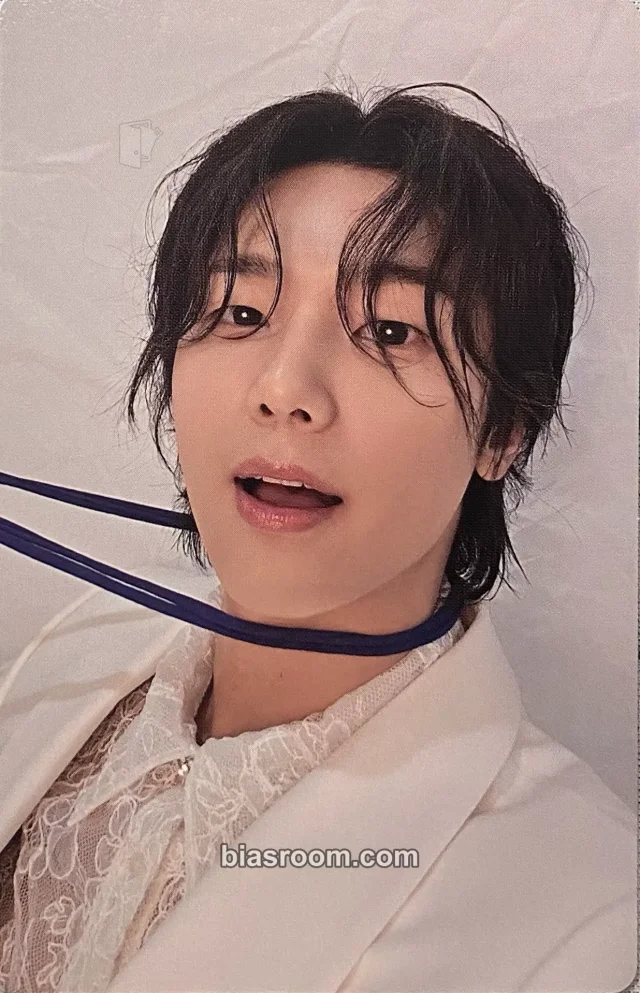 CNBLUE - Minhyuk - 2025 Season’s Greetings Other photocard set season's greetings