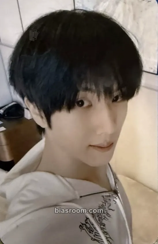 Jisung Beat It Up Photocard - NCT DREAM - NCT DREAM K-pop photocard