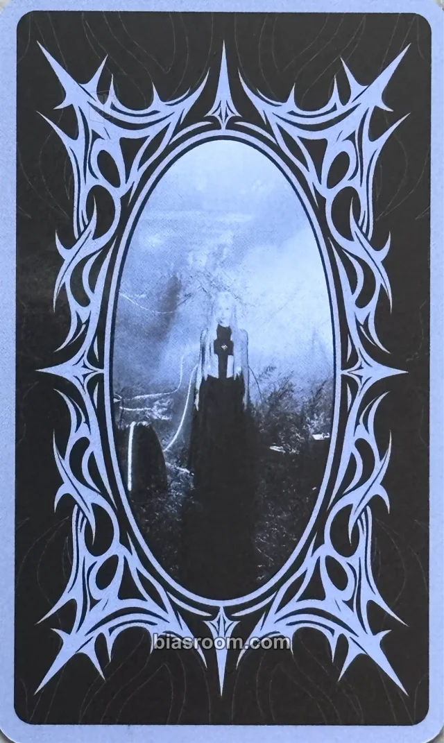 Dreamcatcher - Handong - Handong Fan Concert 2026: Mirror of a Mid-summer Night Event merch inclusion tarot card