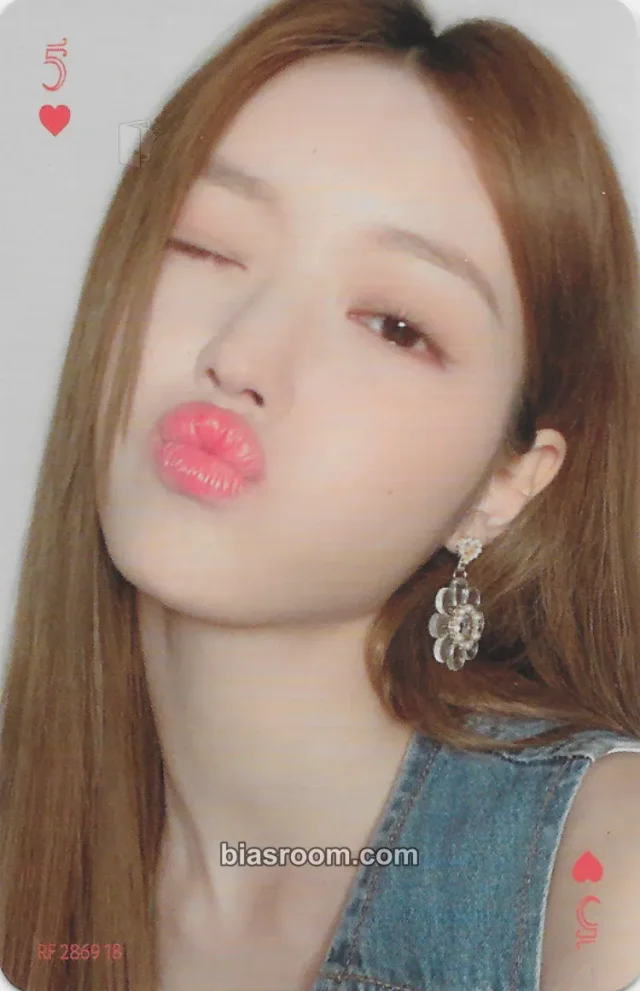 OH MY GIRL - YooA - Dun Dun Dance Japanese Ver. Album album photocard japan japanese album playing card