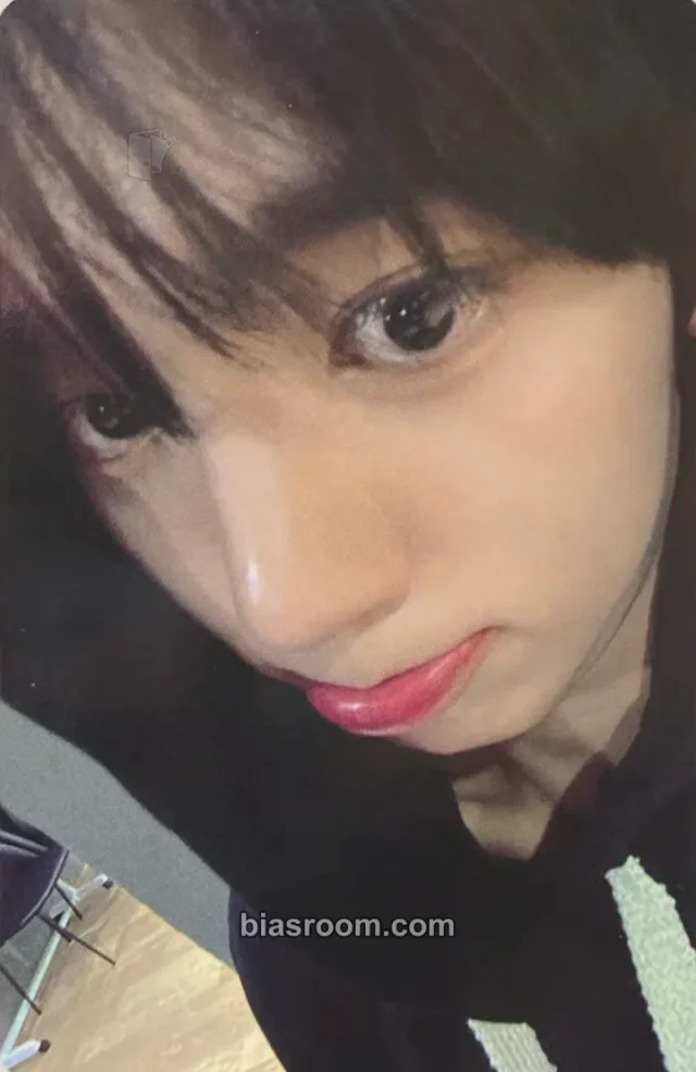 ZEROBASEONE - Yujin - You Had Me at Hello Album jump up lucky draw (LD) zerose version