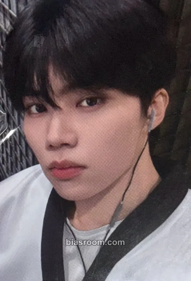 ZEROBASEONE - Gunwook - Ascend- Official Album MD Other earphones merch photocard